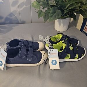 (2) Cat & Jack KIDS Sneakers and Sandals